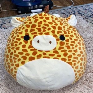 16” Gary the Giraffe Squishmallow